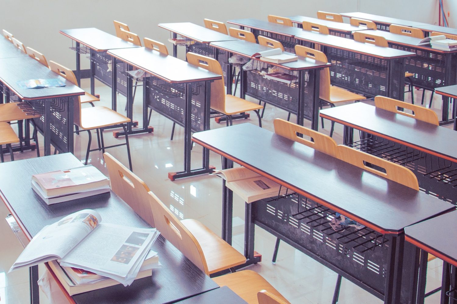 Sub Plan Ideas : Tips For Middle School & High School Teachers