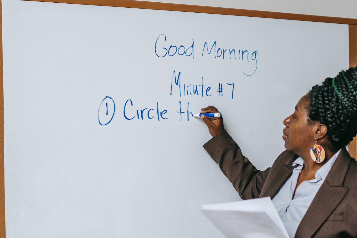 Teaching On A Cart vs. Teaching In A Classroom