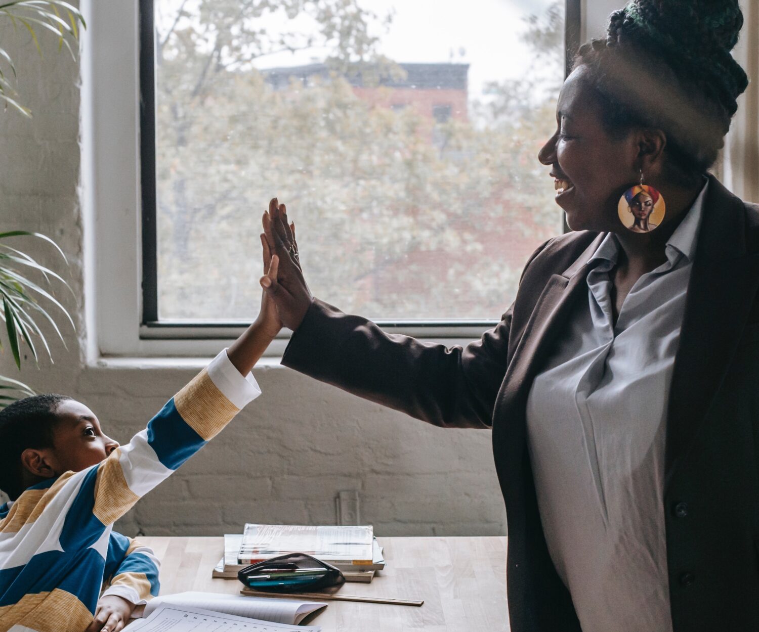 20 Ways To Increase Teacher Rapport With Students