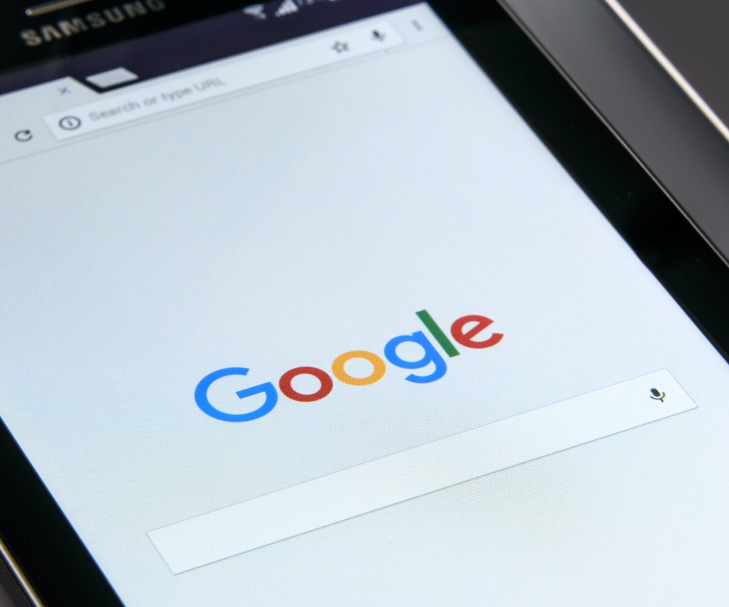 Breaking Barriers: Overcoming Challenges in the Classroom Google Translate