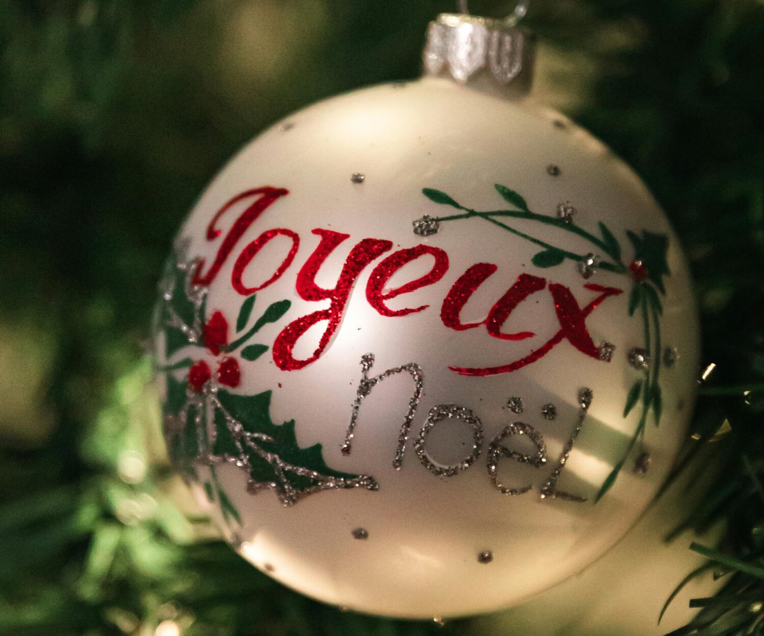 Fun Ways To Spread Holiday Cheer!